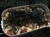 メスティンで炊き込みご飯を!赤貝の缶詰で炊き込みご飯を調理!