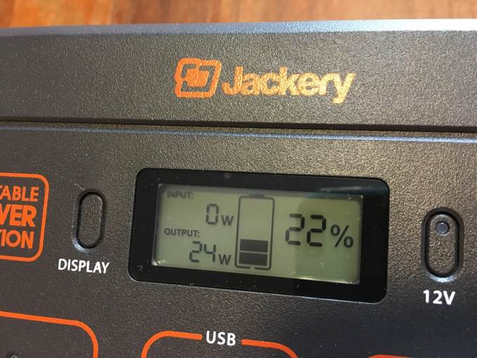 【Jackery(ジャクリ) ポータブル電源 400 レビュー】コンパクトだけど大容量の優れもの！ | Yosocam (よそキャン)