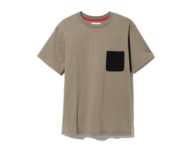 テントカラーTシャツ