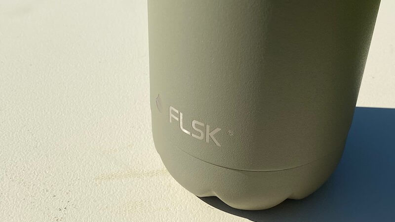 FLSK(フリスク)ボトル 保冷テスト炭酸 デイキャンプ ロゴ